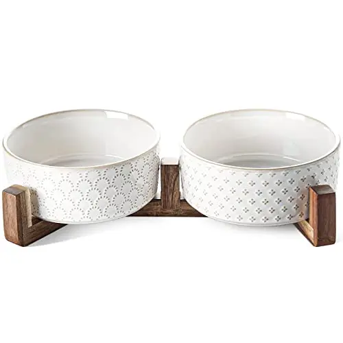 LE TAUCI Dog Bowls Ceramic in white with acacia wood stand, two bowls on a wooden platform